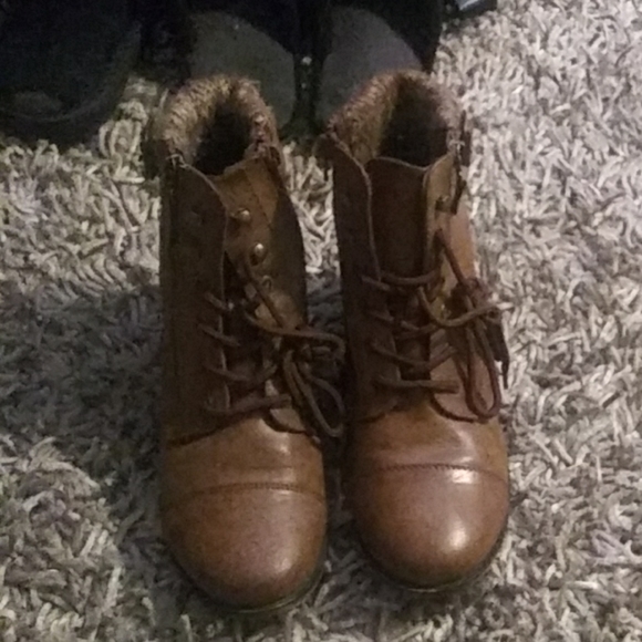 Boots - Picture 1 of 2